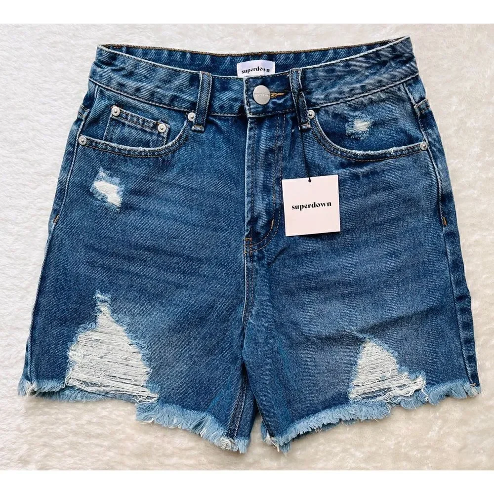 NWT superdown Lennon Distressed Mid Short in Dark Blue, Size 27